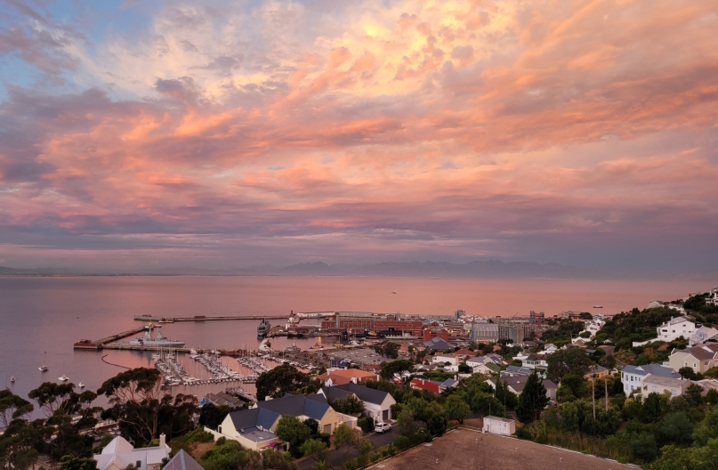 historical running tour simons town