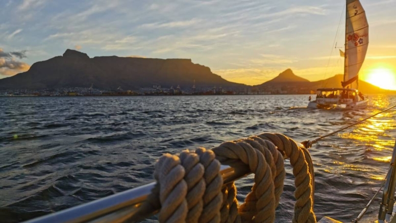 Sunset Champagne Cruise image 5