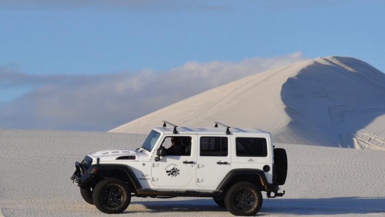 4 x 4 Offroad Tour Atlantis Dunes image 11