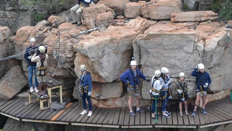 Magalies Canopy Tours 5 Slides image 9