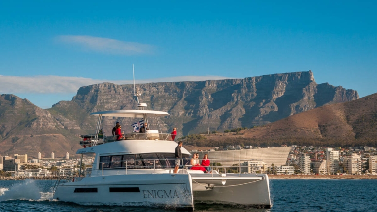 Coastal Cruise & Lunch Combo Cape Town image 2