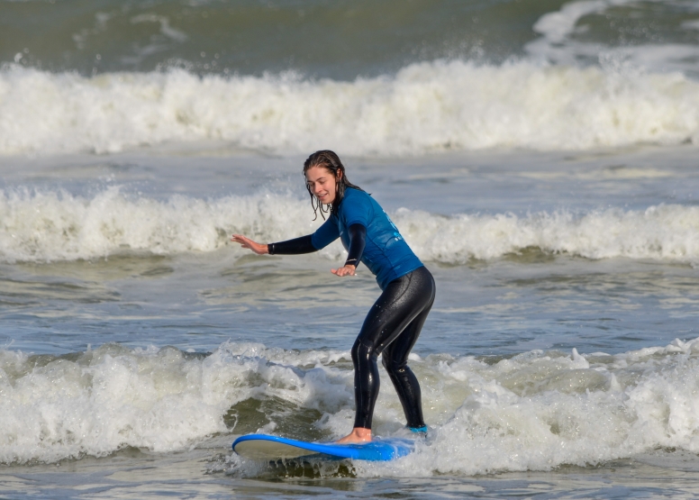 4 surf lessons x 1h30 minute image 3