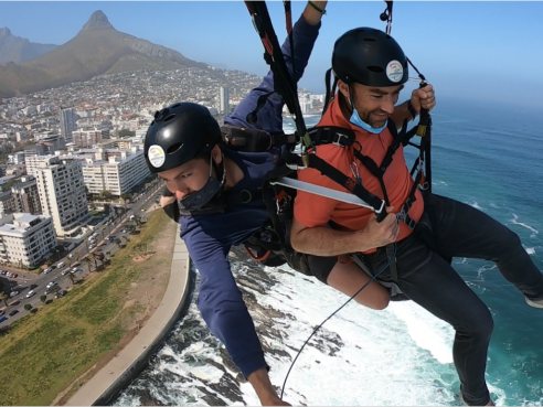 cape hope paragliding, paragliding cape town, tandem paragliding cape Town, cape town paragliding, cape town tandem paragliding, signal hill paragliding, signal hill tandem paragliding, lions head paragliding, lions head tandem paragliding, table mountain