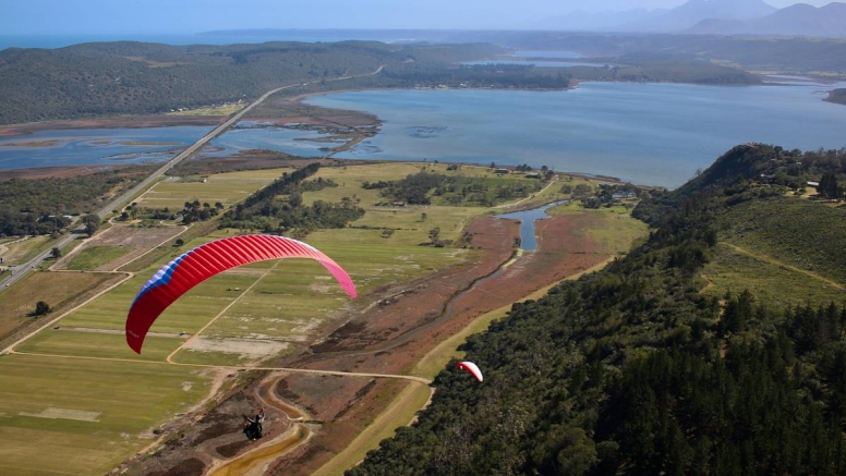 Tandem Paragliding Experience image 4