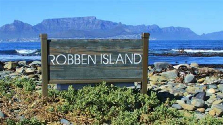 Full Day Township & Robben Island Heritage Tour image 4