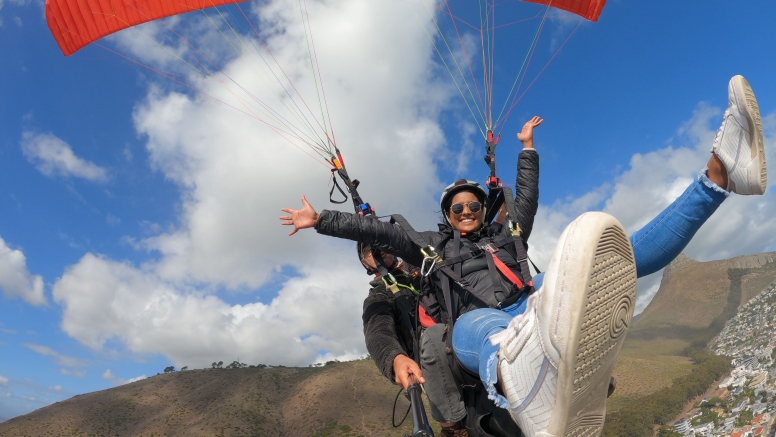 Hi5 Tandem Paragliding image 4