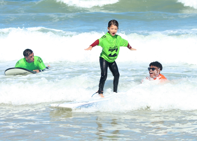 Learn to surf - Private image 4
