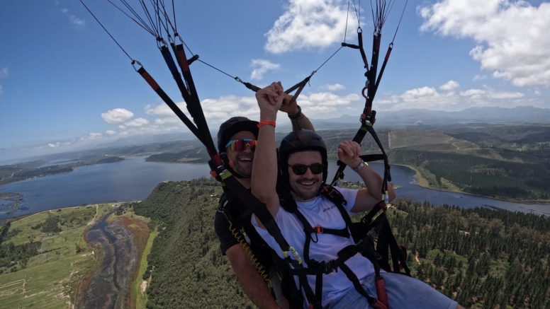 Tandem Paragliding Experience image 14