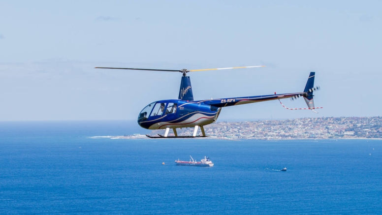 Helicopter scenic flight to Mossel Bay Point image 3