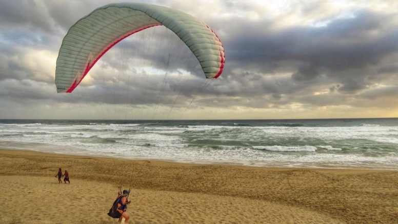 Tandem Paragliding Experience image 11