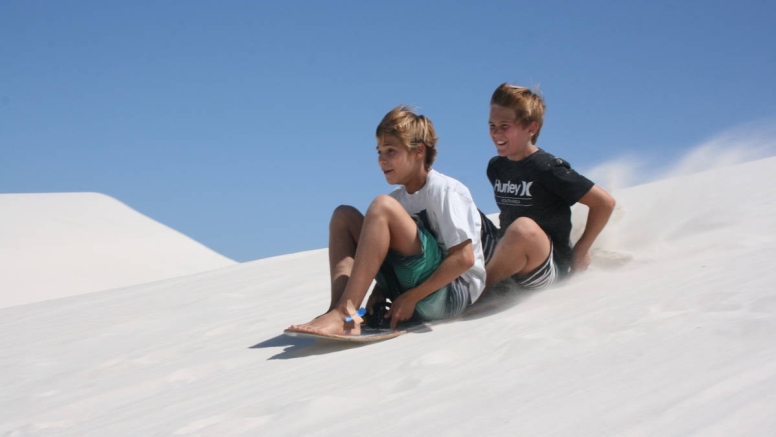 Ultimate 4x4 Sandboarding image 12