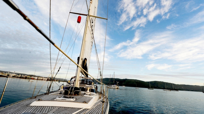 2.5 Hour Knysna Lunchtime Sailing Cruise image 3