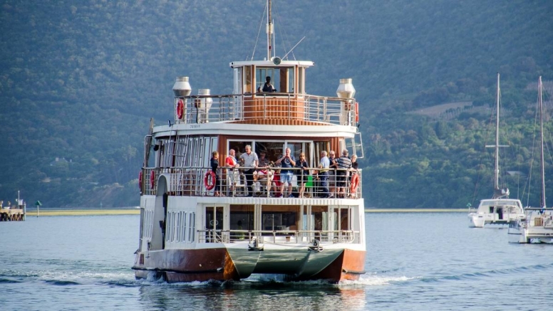 Paddle Cruiser Lunch Cruise image 3