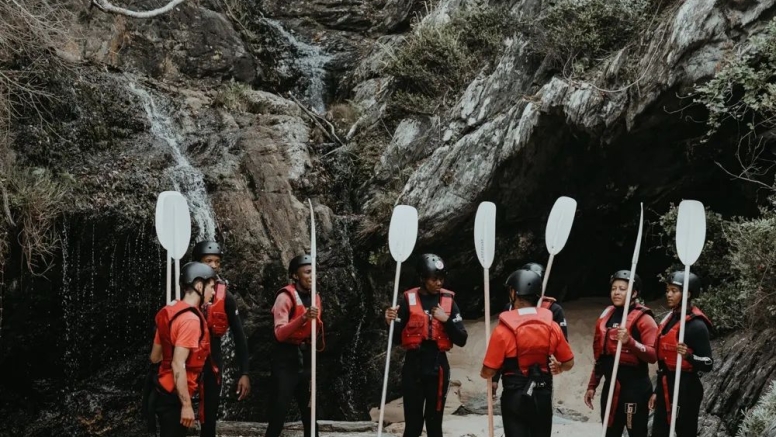 Storms River Kayak and Lilo image 11