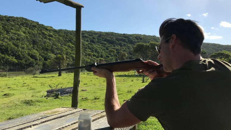 Pellet Gun Target Shooting image 9