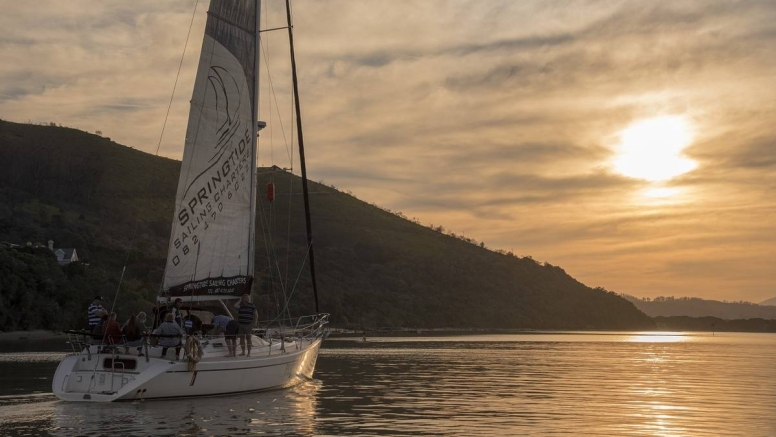 2.5 Hour Knysna Sunset Sailing Cruise image 1