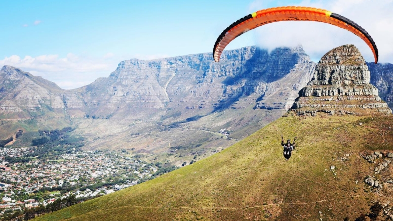 Tandem Paragliding Cape Town image 6
