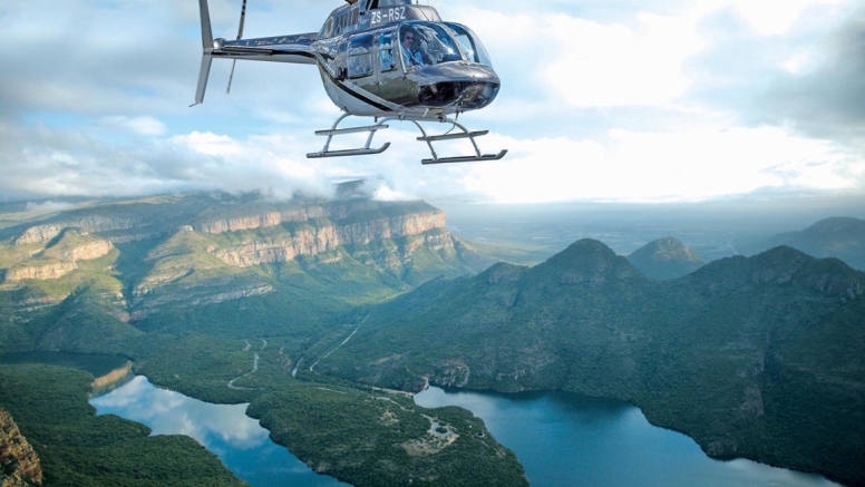 Cascades Scenic Flight image 4