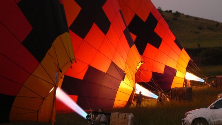 Exclusive Hot Air Ballooning Safari Flight for Two image 9