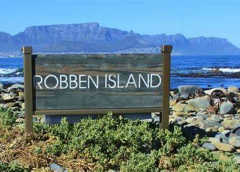 Full Day Township & Robben Island Heritage Tour image 4