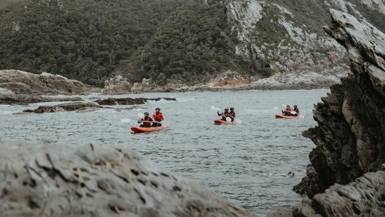 Storms River Kayak and Lilo image 12