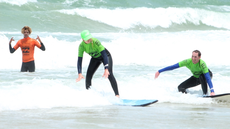 Learn to surf - Private image 1