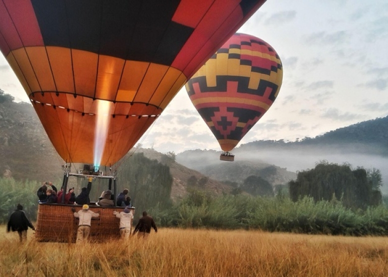 Exclusive Hot Air Ballooning Classic Flight for Two image 2