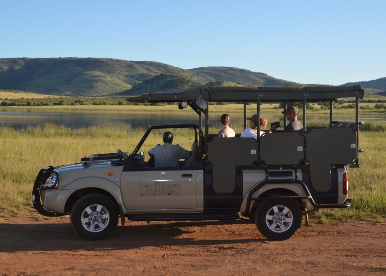 Private Game Drive Sun City - 10 Seater image 11