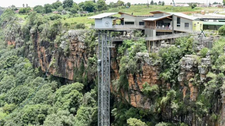 Exclusive Full day Panorama Route with Lunch image 6