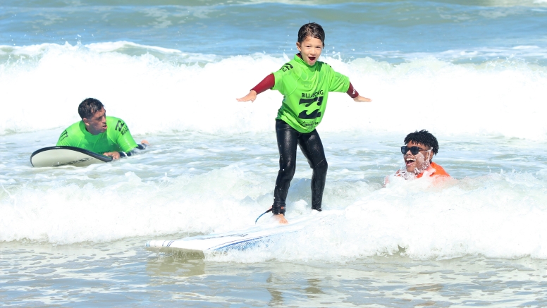 Learn to surf - Private image 4