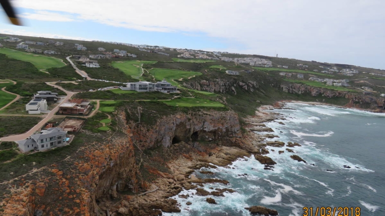 Helicopter scenic flight to Pinnacle Point / Casino image 1