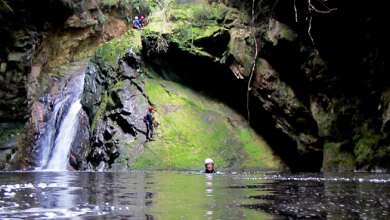 Short AfriCanyon Kloofing Experience Plettenberg Bay image 3